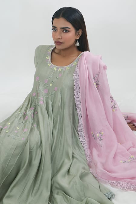 Shop Mangalmay By Aastha Green Anarkali Chanderi Silk Embroidered Thread V-neck Floral Vine Pant Set Online at Aza Fashions Shop_Mangalmay By Aastha_Green Anarkali Chanderi Silk Embroidered Thread V-neck Floral Vine Pant Set _Online_at_Aza_Fashions