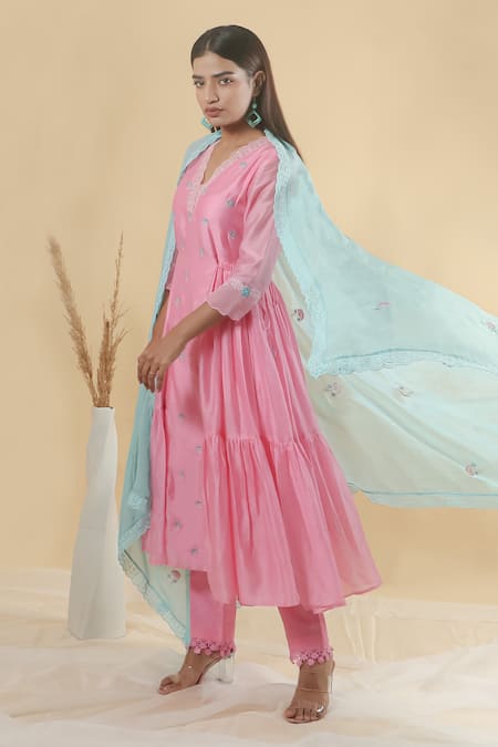 Mangalmay By Aastha_Pink Kurta Chanderi Silk Embroidered Thread V-neck Blossom Gathered Pant Set _Online_at_Aza_Fashions