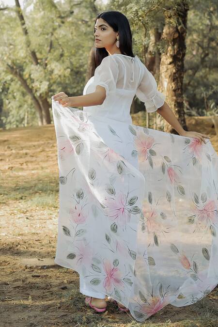 Mangalmay By Aastha Overlay Kurta Set With Silk Organza Hand Painted Dupatta 