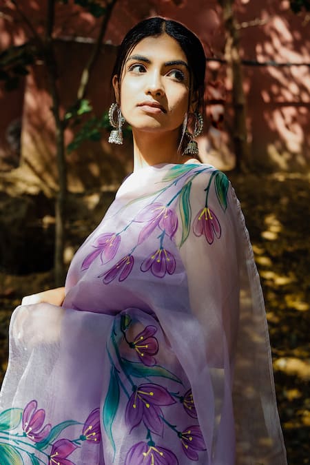 Mangalmay By Aastha Floral Hand Painted Saree With Unstitched Blouse Piece 