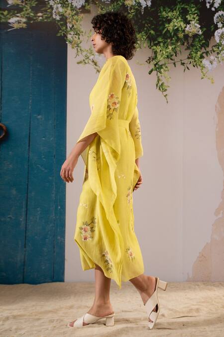 Arcvsh By Pallavi Singh Yellow Cotton Embroidery V-neck Dahlia Print Kaftan With Belt Online at Aza Fashions Arcvsh By Pallavi Singh_Yellow Cotton Embroidery V-neck Dahlia Print Kaftan With Belt _Online_at_Aza_Fashions