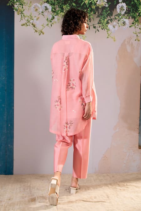 Shop Arcvsh By Pallavi Singh Pink Cotton, Silk, Chanderi Embroidery Shawl Neck Dahlia Print Shirt With Pant Online at Aza Fashions Shop_Arcvsh By Pallavi Singh_Pink Cotton, Silk, Chanderi Embroidery Shawl Neck Dahlia Print Shirt With Pant _Online_at_Aza_Fashions
