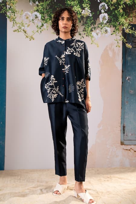 Arcvsh By Pallavi Singh Blue Silk, Chanderi Embroidery Collared Floral Print Kaftan Top With Pant 