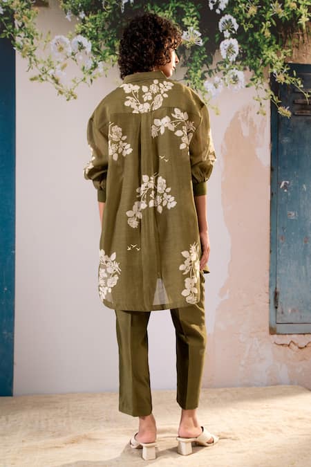 Shop Arcvsh By Pallavi Singh Green Cotton, Silk, Chanderi Floral Blossom Print Oversize Shirt With Pant at Aza Fashions Shop_Arcvsh By Pallavi Singh_Green Cotton, Silk, Chanderi Floral Blossom Print Oversize Shirt With Pant _at_Aza_Fashions