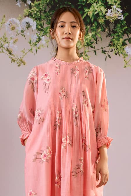 Arcvsh By Pallavi Singh Pink Cotton, Chanderi Embroidery Round Neck Block Print Pleated Dress Online at Aza Fashions Arcvsh By Pallavi Singh_Pink Cotton, Chanderi Embroidery Round Neck Block Print Pleated Dress _Online_at_Aza_Fashions