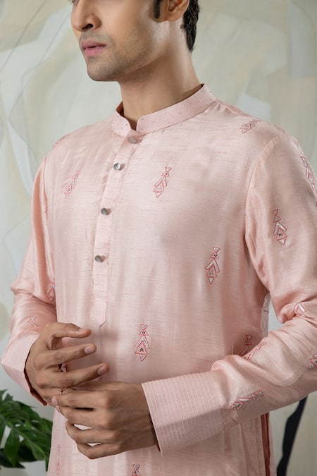 Shop_Smriti By Anju Agarwal_Peach Silk, Cotton Embroidery Geometric Butti Kurta With Pajama _Online_at_Aza_Fashions