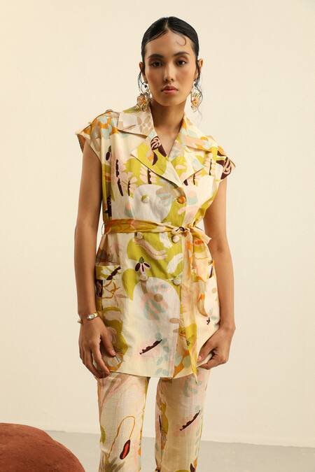 Buy_Label Deepika Nagpal_Beige Linen, Handloom Cotton Diana Printed Blazer And Trouser Set