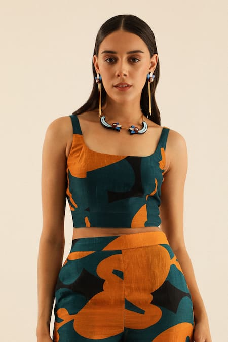 Buy Label Deepika Nagpal Magenta Handloom Cotton Round Neck, Collared Hannah Linen Jacket Pant Set Buy_Label Deepika Nagpal_Magenta Handloom Cotton Round Neck, Collared Hannah Linen Jacket Pant Set