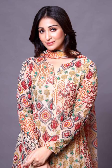 Preeti Jhawar_Multi Color Chiffon Sequins, Beads Split V-neck Mughal Print Kurta Palazzo Set _Online_at_Aza_Fashions