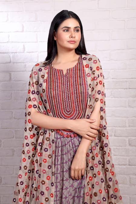 Preeti Jhawar_Silver Chiffon Embroidery Floral Cape Kurta Sharara Set _Online_at_Aza_Fashions