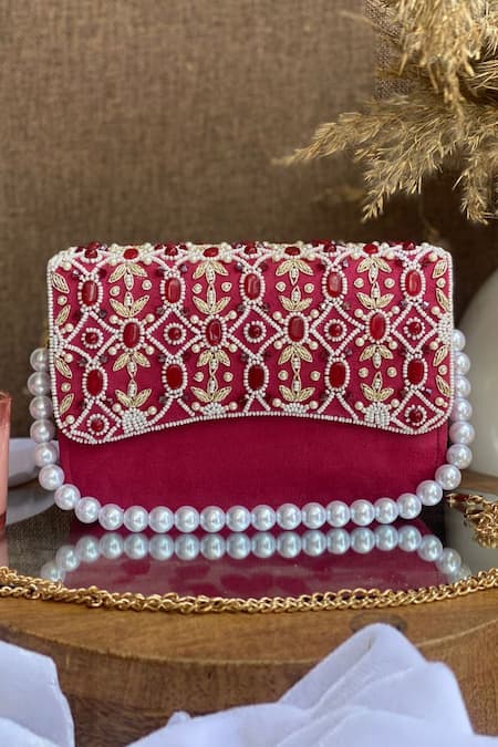 Womens Heart Shaped Shoulder Bag, 18cm Luxury Chain Clutch, Cosmetic Bag,  Sheepskin Designer Crossbody Bag, Coin Purse With Box C018 From Zhao708091,  $290.42 | DHgate.Com