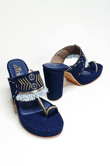 Buy_The Alter_Blue Beads, Tassels Kolhapuri Embroidered Strap Heels 