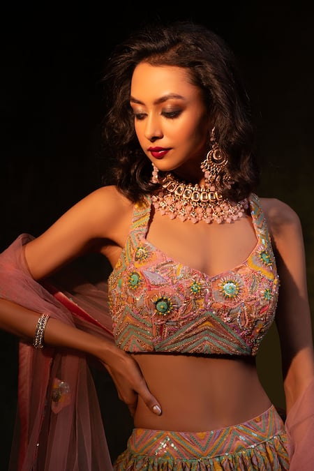 Buy Meenagurnam Pink Net Sequins, Crystals, Embroidery V-neck Geometric Lehenga Set Online at Aza Fashions Buy_Meenagurnam_Pink Net Sequins, Crystals, Embroidery V-neck Geometric Lehenga Set _Online_at_Aza_Fashions