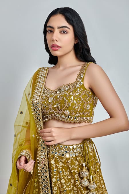 Shop Meenagurnam Green Georgette Embroidery, Mirrors Sweetheart Neck Zari And Work Lehenga Set Online at Aza Fashions Shop_Meenagurnam_Green Georgette Embroidery, Mirrors Sweetheart Neck Zari And Work Lehenga Set _Online_at_Aza_Fashions