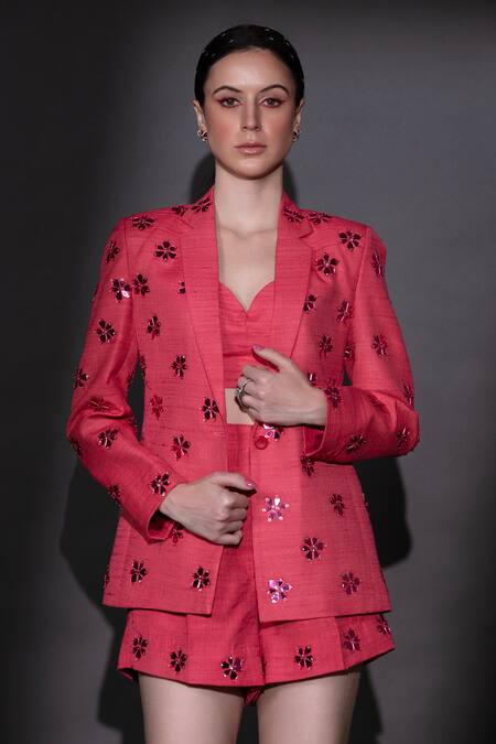 Nitara Dhanraj Label Pink Silk Beads, Cut Work Sweetheart Neck, Embroidered Jacket Shorts Set Online at Aza Fashions Nitara Dhanraj Label_Pink Silk Beads, Cut Work Sweetheart Neck, Embroidered Jacket Shorts Set _Online_at_Aza_Fashions