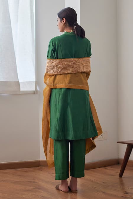 Shorshe Clothing Chanderi Embroidered Straight Kurta & Pant Set 