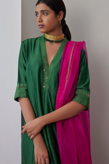 Shop_Shorshe Clothing_Green Chanderi Sequins, Cut Work V-neck Embroidered Straight Kurta And Pant Set _Online_at_Aza_Fashions