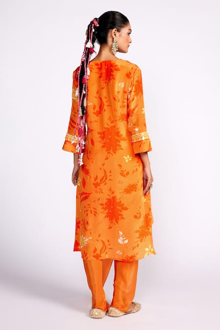 Shop_ISHA GUPTA TAYAL_Orange Crepe Sequins, Tassels V-neck Tonal Floral Print Kurta Set _at_Aza_Fashions