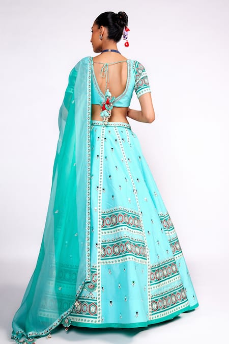 ISHA GUPTA TAYAL Embroidered Blouse & Kalidar Lehenga Set 