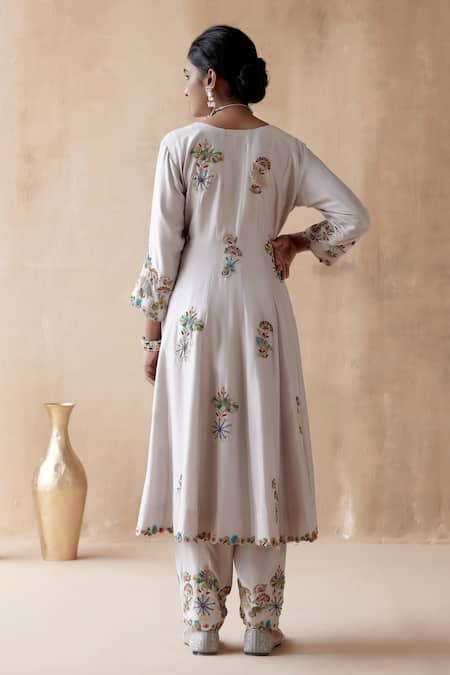 Shop Aman Takyar Grey Organza, Silk Embroidery, Zari, Sequins, Pearls Round Thread Anarkali Set at Aza Fashions Shop_Aman Takyar_Grey Organza, Silk Embroidery, Zari, Sequins, Pearls Round Thread Anarkali Set _at_Aza_Fashions