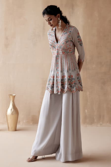 Aman Takyar Grey Pure Georgette Embroidery Zari Thread V Flower Peplum Kurta And Sharara Set 