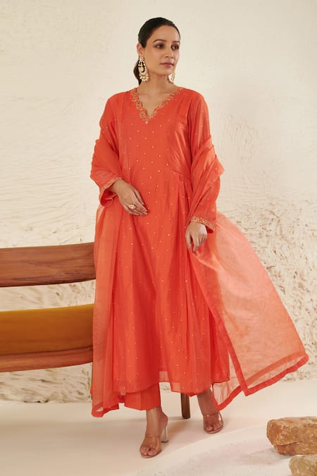 Buy_Label Flamingo By Vrinda_Orange Chanderi, Organza Sequins, Mirrors V-neck Mukaish Work Anarkali Set _Online_at_Aza_Fashions