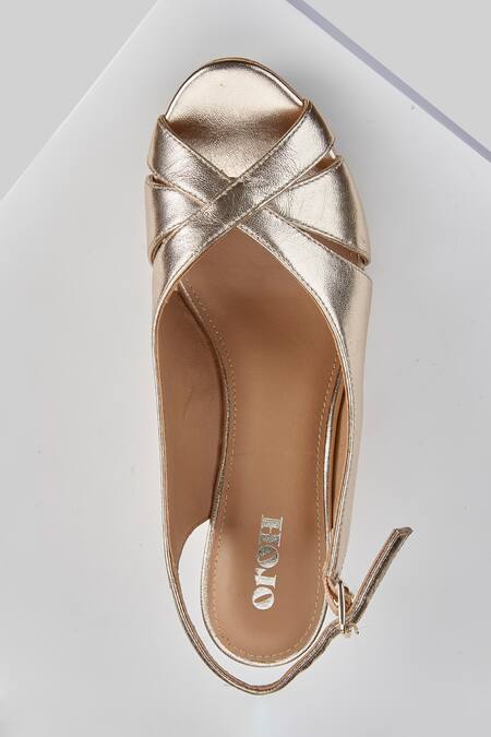 Buy Oroh Gold Segovia Criss Cross Strap Metallic Wedges Online at Aza Fashions Buy_Oroh_Gold Segovia Criss Cross Strap Metallic Wedges _Online_at_Aza_Fashions
