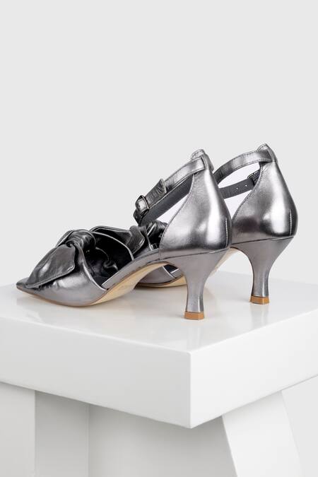 Oroh Silver Manises Leather Front Knotted Heels Online at Aza Fashions Oroh_Silver Manises Leather Front Knotted Heels _Online_at_Aza_Fashions