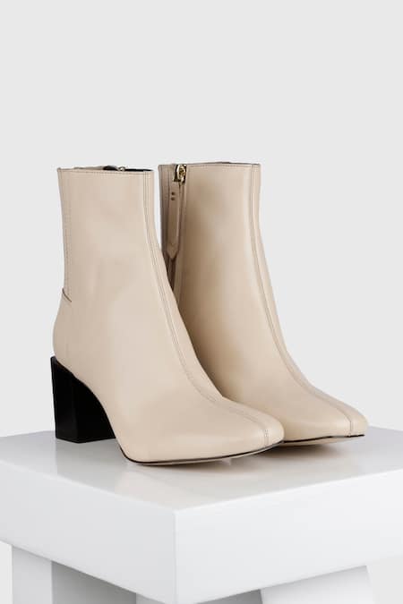 OROH Calafell Solid Ankle Boots 