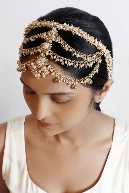 Vaidaan Cream Shell Pearl Gold And Hairband 