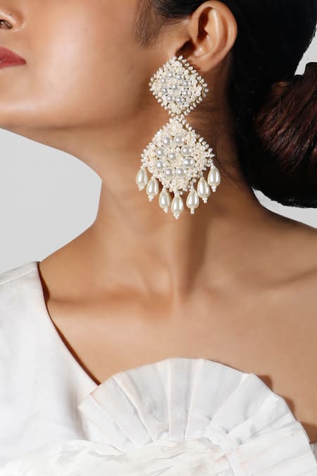 Vaidaan White Embroidered Lalit Earrings