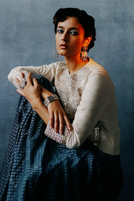 Buy Avacara White Handloom Cotton, Silk Embroidery Round Neel Jacket And Printed Skirt Set Online at Aza Fashions Buy_Avacara_White Handloom Cotton, Silk Embroidery Round Neel Jacket And Printed Skirt Set _Online_at_Aza_Fashions