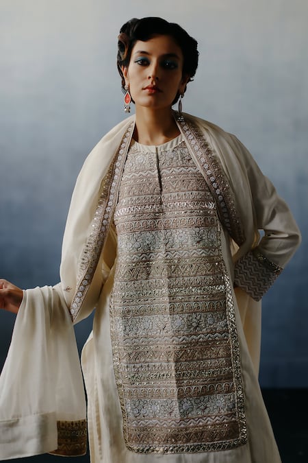 Avacara_White Handloom Cotton, Silk, Chanderi Embroidery, Zari, Gota Neel Kurta Set _at_Aza_Fashions