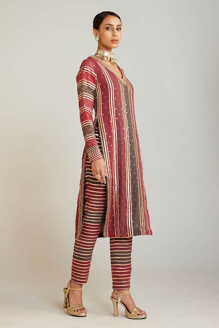 Vvani By Vani Vats_Multi Color Georgette, Silk, Net Gota Patti, Embroidery V-neck Hand Kurta Set _Online_at_Aza_Fashions