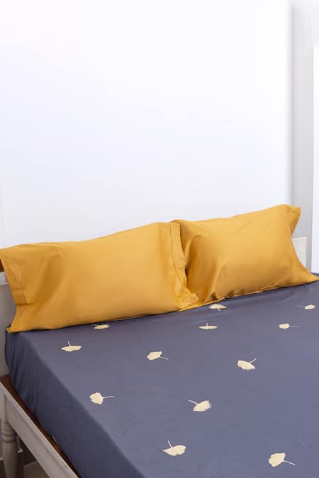 H2H Embroidered Bedsheet Set 