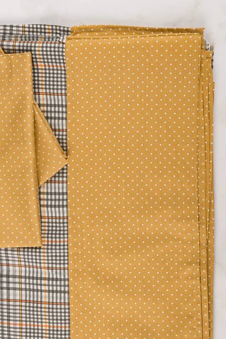 Shop_H2h_Multi Color Cotton Printed Gingham Bedsheet Set _Online_at_Aza_Fashions