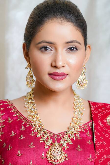 Shop Queens Jewels Pink Beads, Zari Jadau Embellished Necklace Set at Aza Fashions Shop_Queens Jewels_Pink Beads, Zari Jadau Embellished Necklace Set _at_Aza_Fashions