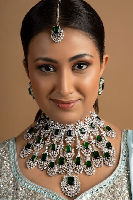 Shop Queens Jewels Green Stones Victorian Bridal Jewellery Set at Aza Fashions Shop_Queens Jewels_Green Stones Victorian Bridal Jewellery Set _at_Aza_Fashions