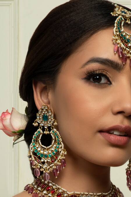 Buy_Queens Jewels_Red Stones Carved Embellished Jewellery Set_Online_at_Aza_Fashions