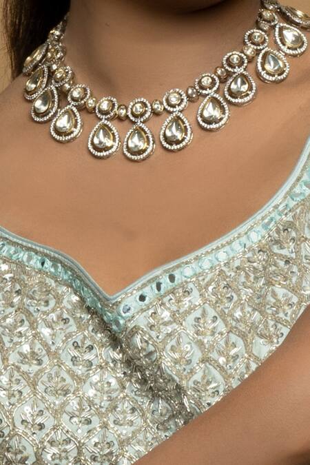 Buy Queens Jewels White Diamonds, Stones Victorian Polki And Kundan Embellished Necklace Set Online at Aza Fashions Buy_Queens Jewels_White Diamonds, Stones Victorian Polki And Kundan Embellished Necklace Set _Online_at_Aza_Fashions