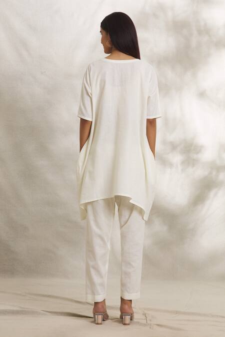 Shop Anaya By Akruthi White Cotton Linen Hand Painted Floral V Neck Kurta And Pant Set at Aza Fashions Shop_Anaya By Akruthi_White Cotton Linen Hand Painted Floral V Neck Kurta And Pant Set_at_Aza_Fashions