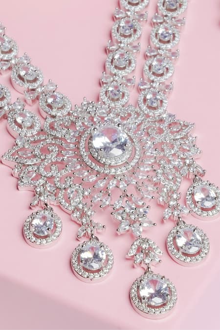 Queens Jewels_White Imitation Diamonds Floral American Studded Necklace Set _Online_at_Aza_Fashions