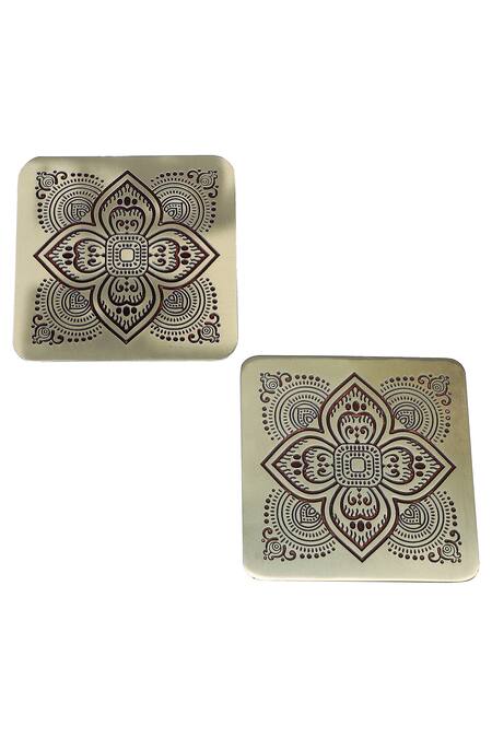 Buy Nakshikathaa - Homeware Gold Brass Gift Hamper Tray Set Online at Aza Fashions Buy_Nakshikathaa - Homeware_Gold Brass Gift Hamper Tray Set_Online_at_Aza_Fashions