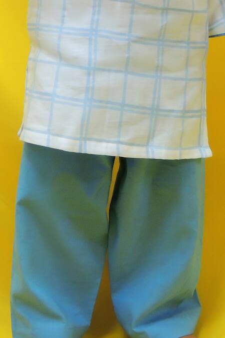 Shop Pankhuri By Priyanka Off White Chanderi, Cotton Embroidery Stripe Print Kurta With Pant Online at Aza Fashions Shop_Pankhuri By Priyanka_Off White Chanderi, Cotton Embroidery Stripe Print Kurta With Pant _Online_at_Aza_Fashions