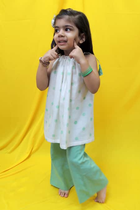 Shop Pankhuri By Priyanka Off White Chanderi Embroidery Polka Dot Print Kurta With Flared Pant at Aza Fashions Shop_Pankhuri By Priyanka_Off White Chanderi Embroidery Polka Dot Print Kurta With Flared Pant _at_Aza_Fashions