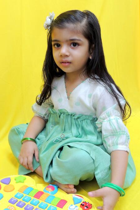 Pankhuri By Priyanka Off White Chanderi Embroidery Polka Dot Print Yoke Kurta With Pant at Aza Fashions Pankhuri By Priyanka_Off White Chanderi Embroidery Polka Dot Print Yoke Kurta With Pant _at_Aza_Fashions