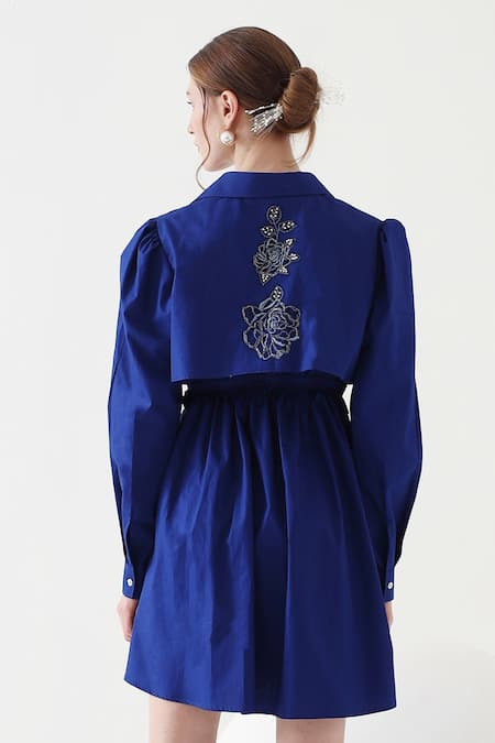 Shop Mehak Talreja Couturre Blue Cotton Embroidery Shawl Neck Floral Trench Coat Dress at Aza Fashions Shop_Mehak Talreja Couturre_Blue Cotton Embroidery Shawl Neck Floral Trench Coat Dress _at_Aza_Fashions