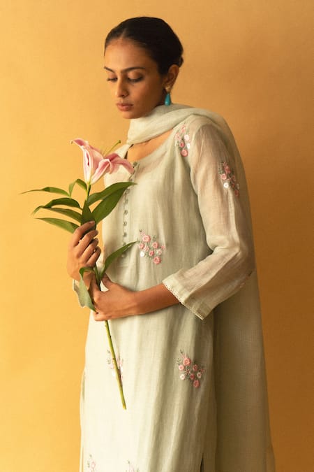 Buy_Apeksha Jain Label_Green Kurta Cotton Chanderi Embroidered Floral Round Resham Pant Set _Online_at_Aza_Fashions