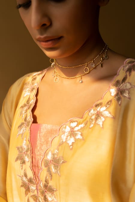 Apeksha Jain Label_Yellow Kurta Cotton Silk Embroidered Floral V Neck Kalabattu Kalidar Pant Set _Online_at_Aza_Fashions