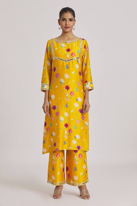 Kaia_Yellow Chanderi, Organza Embroidery, Lace Round Floral Print Kurta Palazzo Set_Online_at_Aza_Fashions